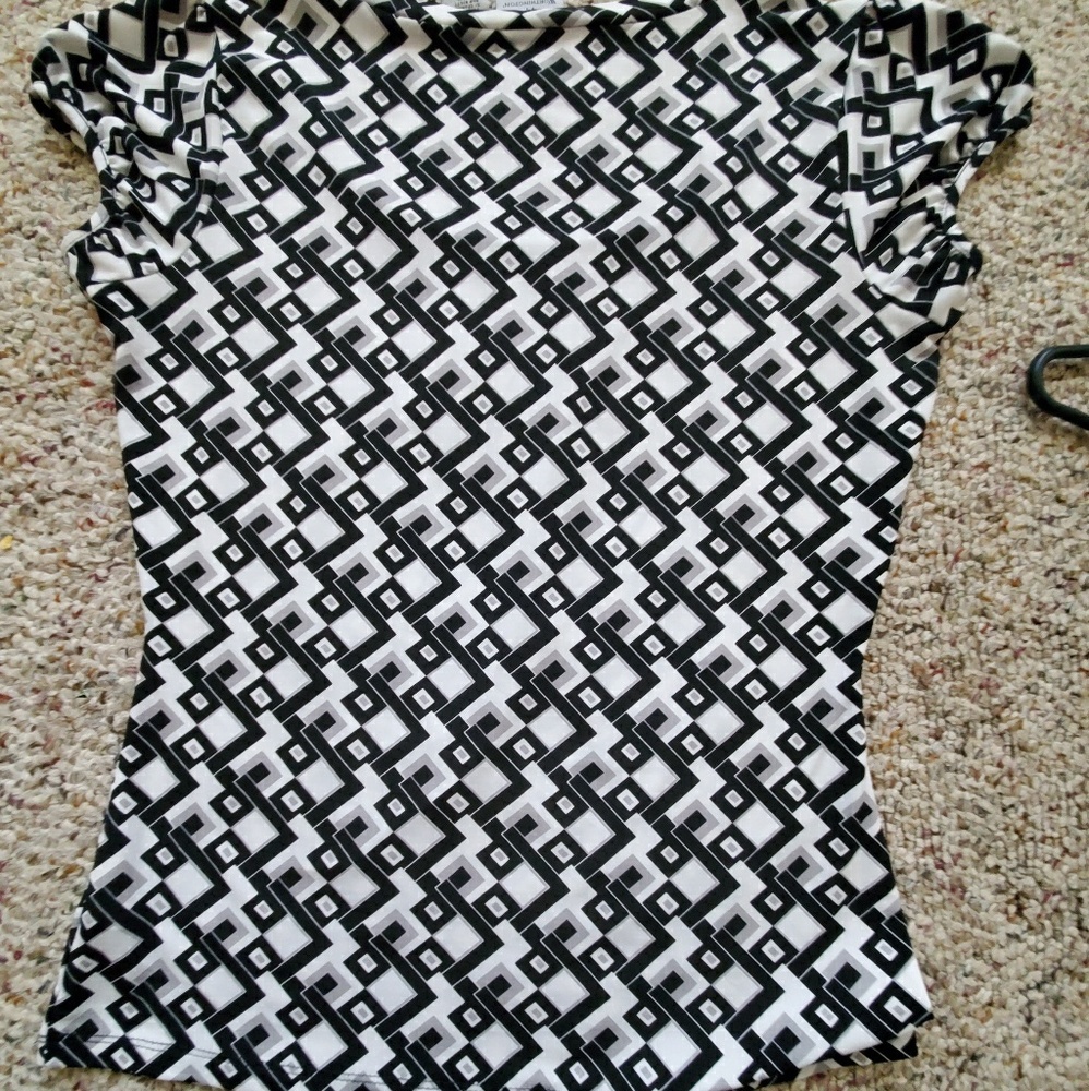 Blouse - Picture 2 of 3